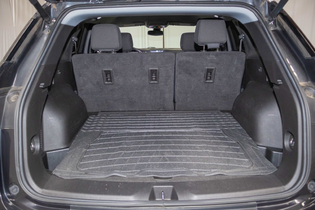 Used 2022 Chevrolet Blazer LT FWD image 12