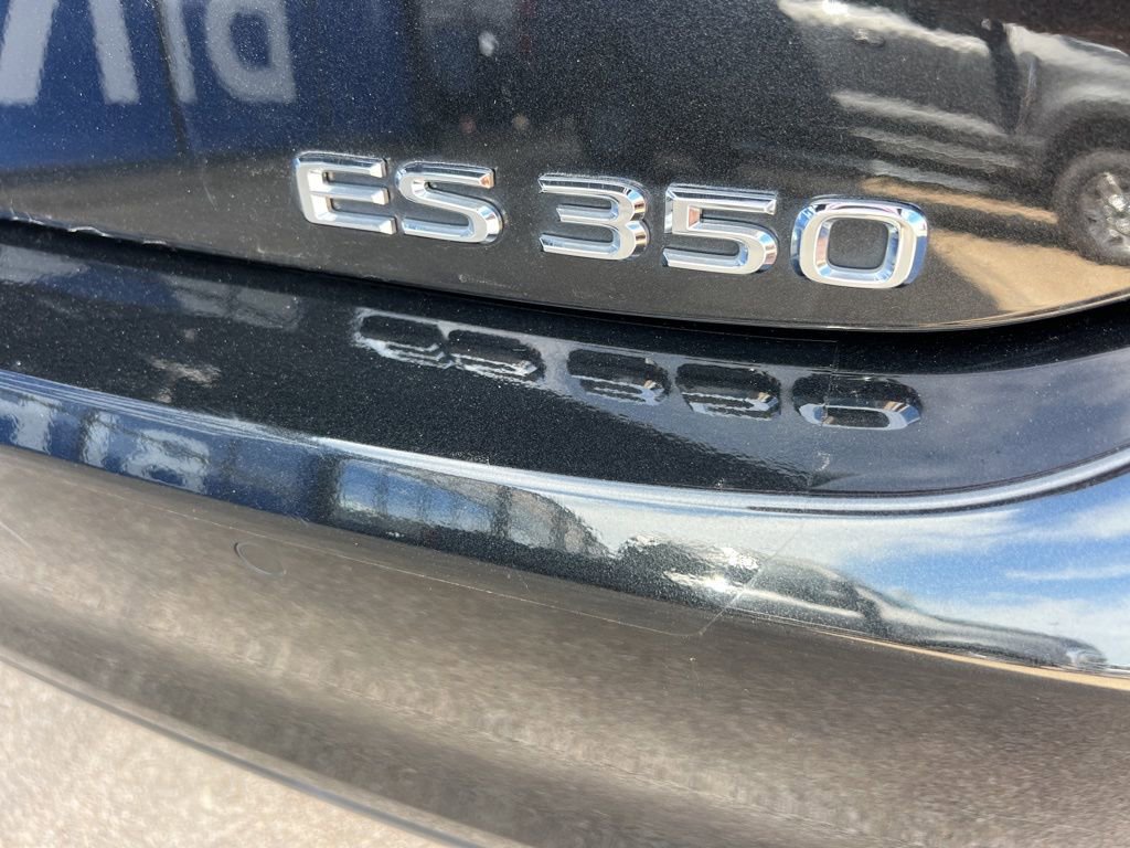 Used 2022 Lexus ES 350 w/ Premium Package image 16