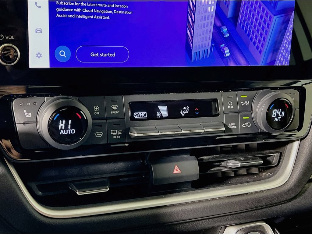 Certified 2024 Toyota Grand Highlander AWD image 14