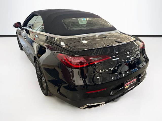 Used 2024 Mercedes-Benz CLE 300 4MATIC Cabriolet image 8