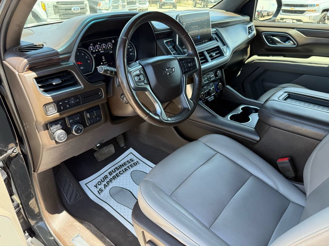 Used 2021 Chevrolet Tahoe Z71 w/ Z71 Off-Road Package AWD/4WD image 30