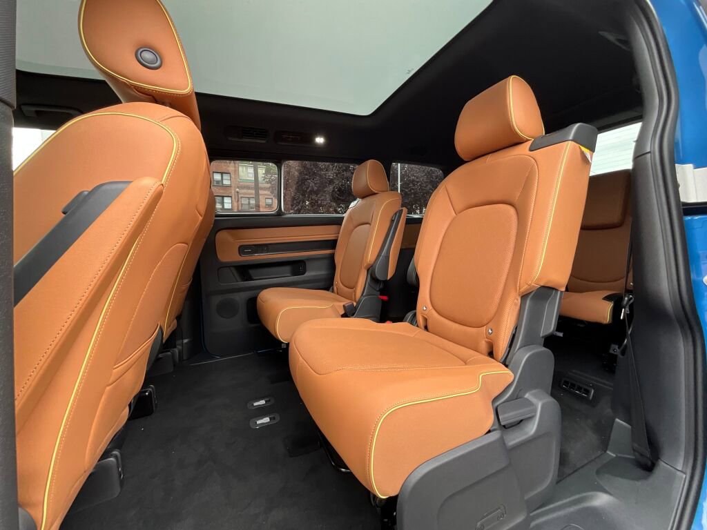 New 2025 Volkswagen ID. Buzz Pro S Plus image 13