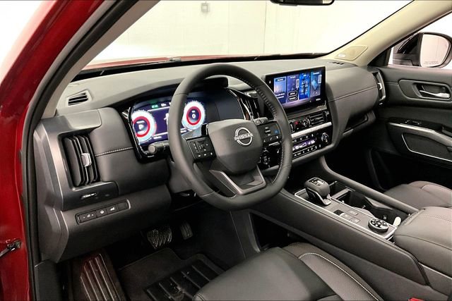 New 2026 Nissan Pathfinder SL image 7