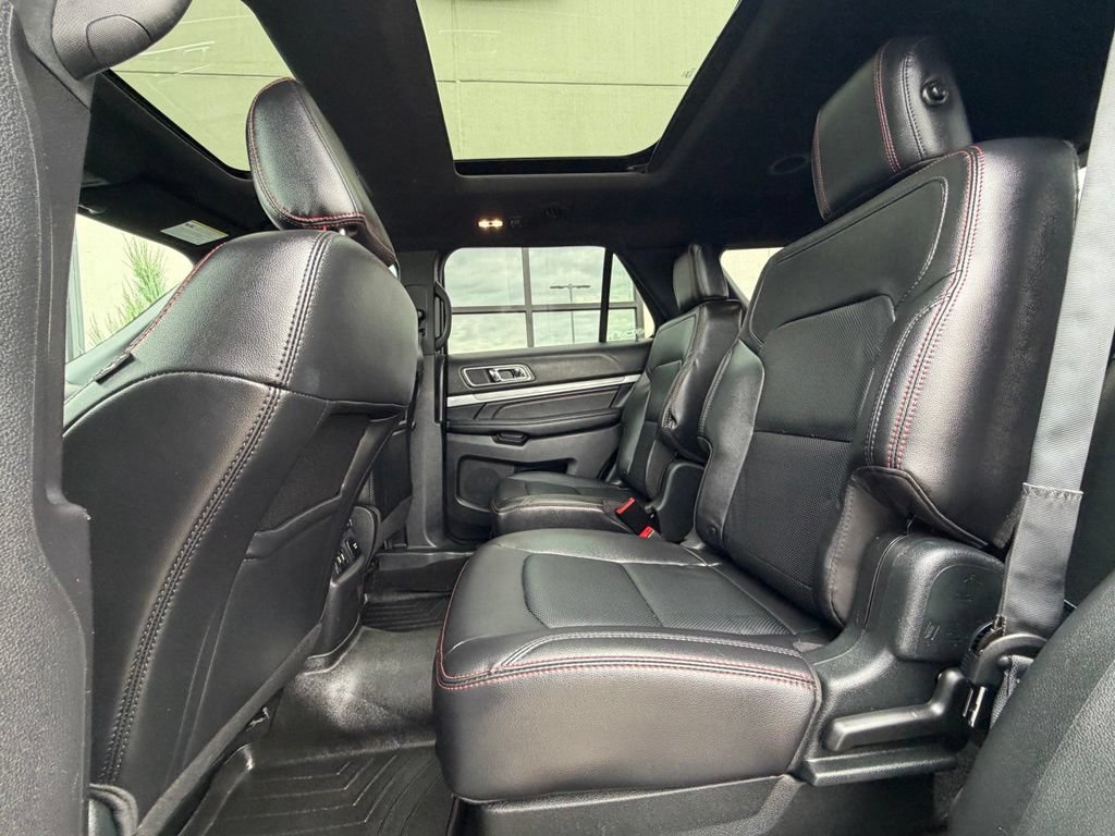 Used 2019 Ford Explorer Sport w/ Equipment Group 401A AWD/4WD image 22
