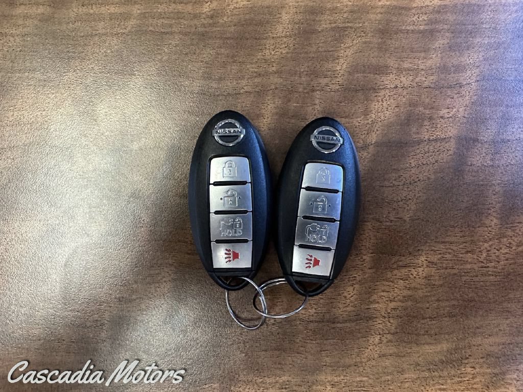 Used 2013 Nissan Leaf S w/ Recycling/Organizational Pkg FWD image 3