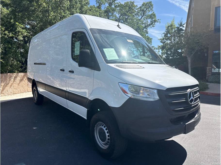 Used 2024 Mercedes-Benz Sprinter 2500 image 5