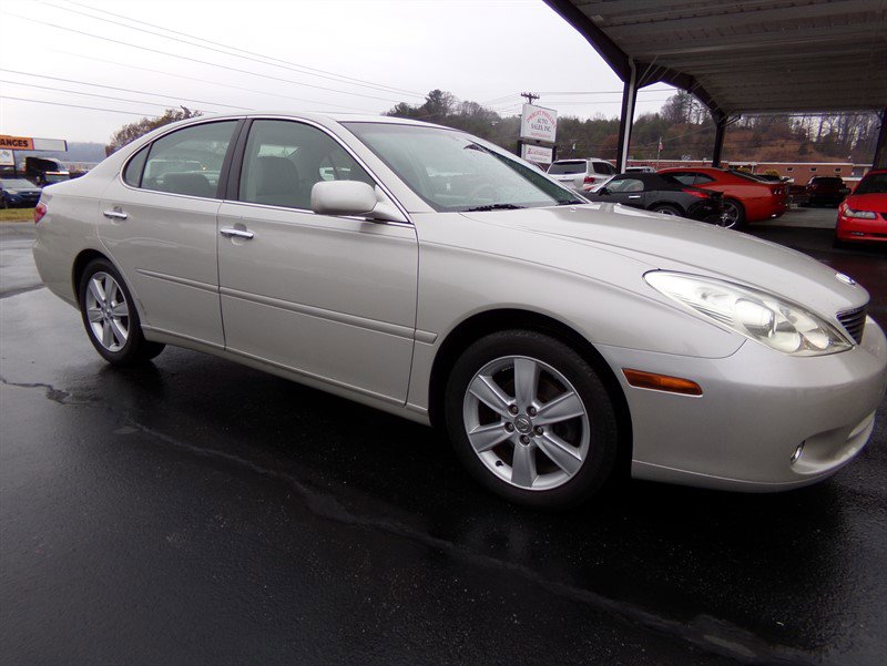 Used 2005 Lexus ES 330 Sedan image 7