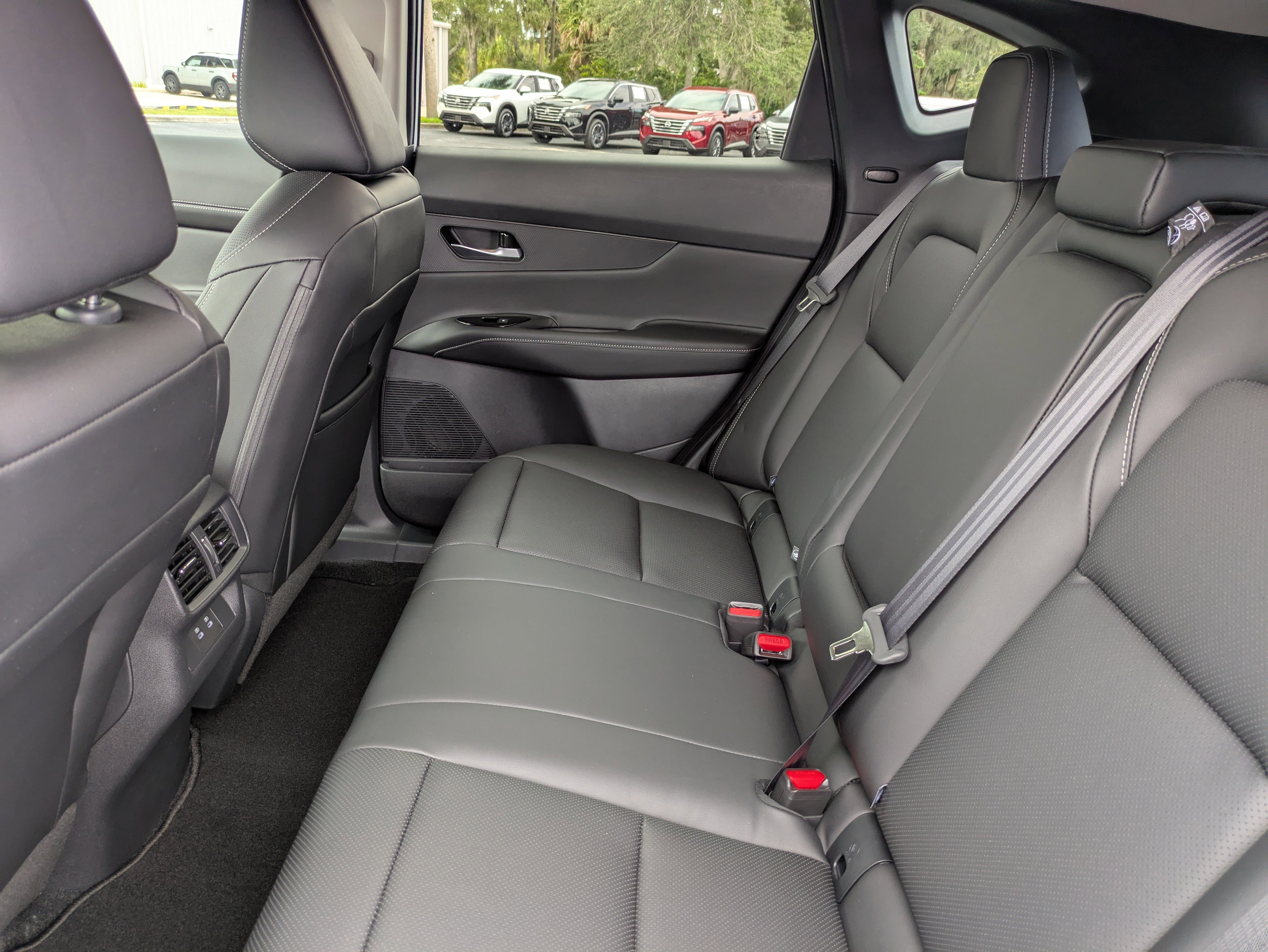 New 2026 Nissan Murano SL image 16