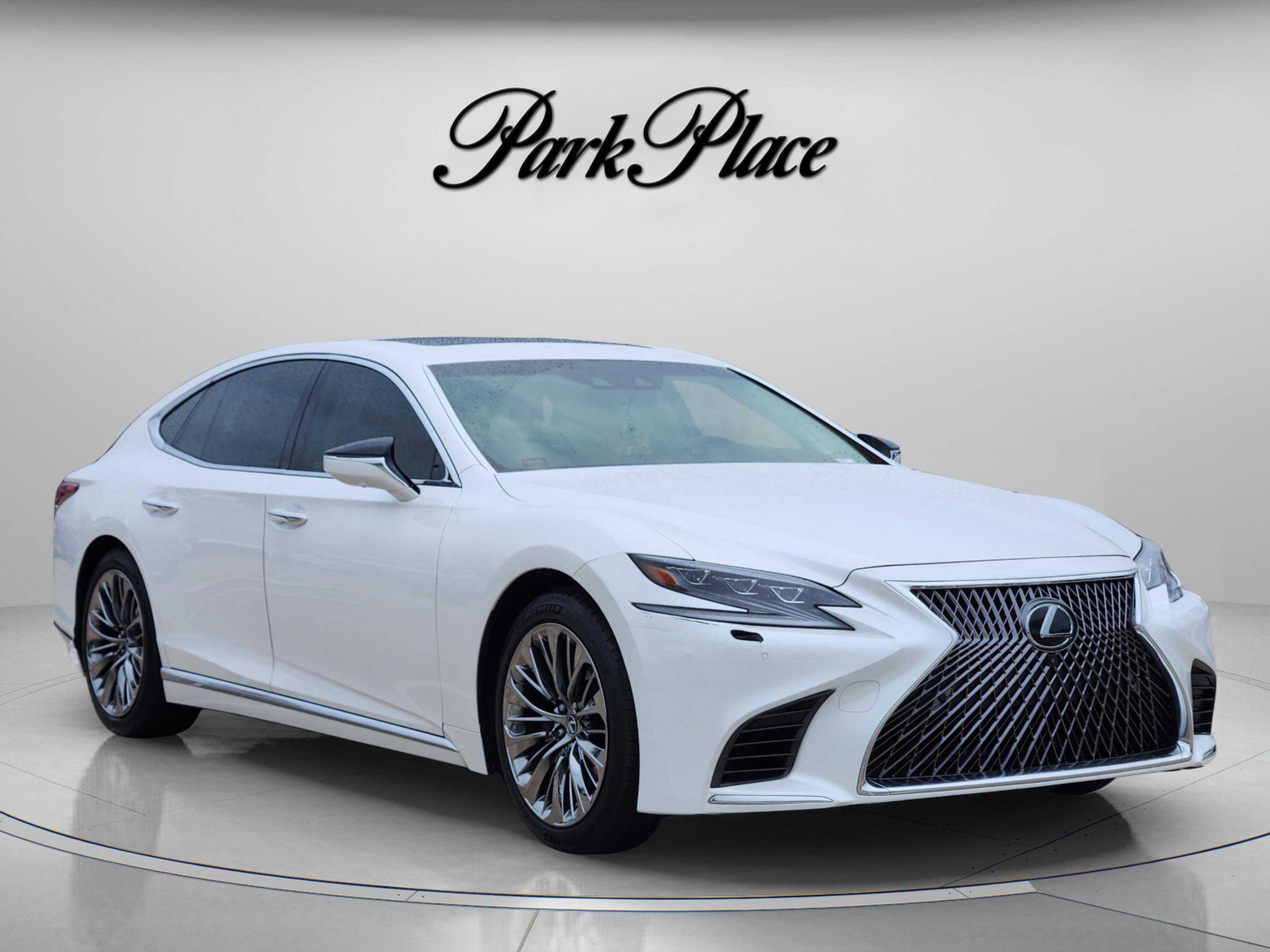 Used 2020 Lexus LS 500 w/ Interior Upgrade Package image 4