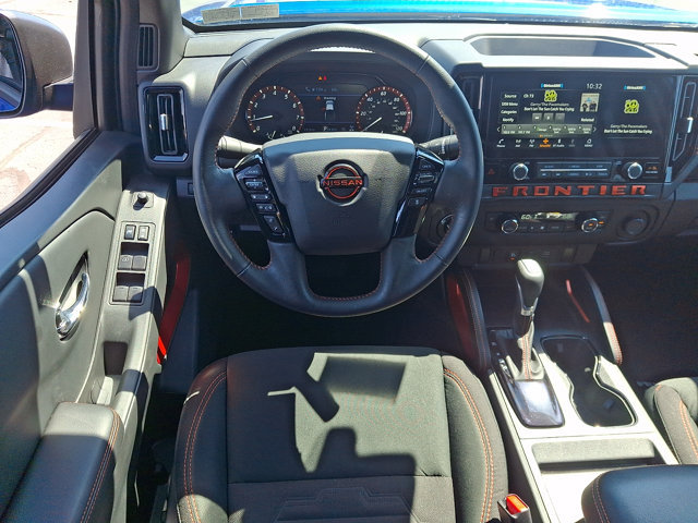 Certified 2025 Nissan Frontier PRO-4X AWD/4WD image 11