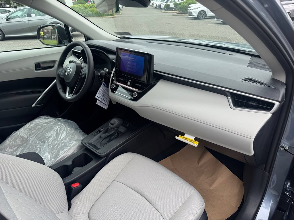 New 2026 Toyota Corolla Cross LE AWD/4WD image 16
