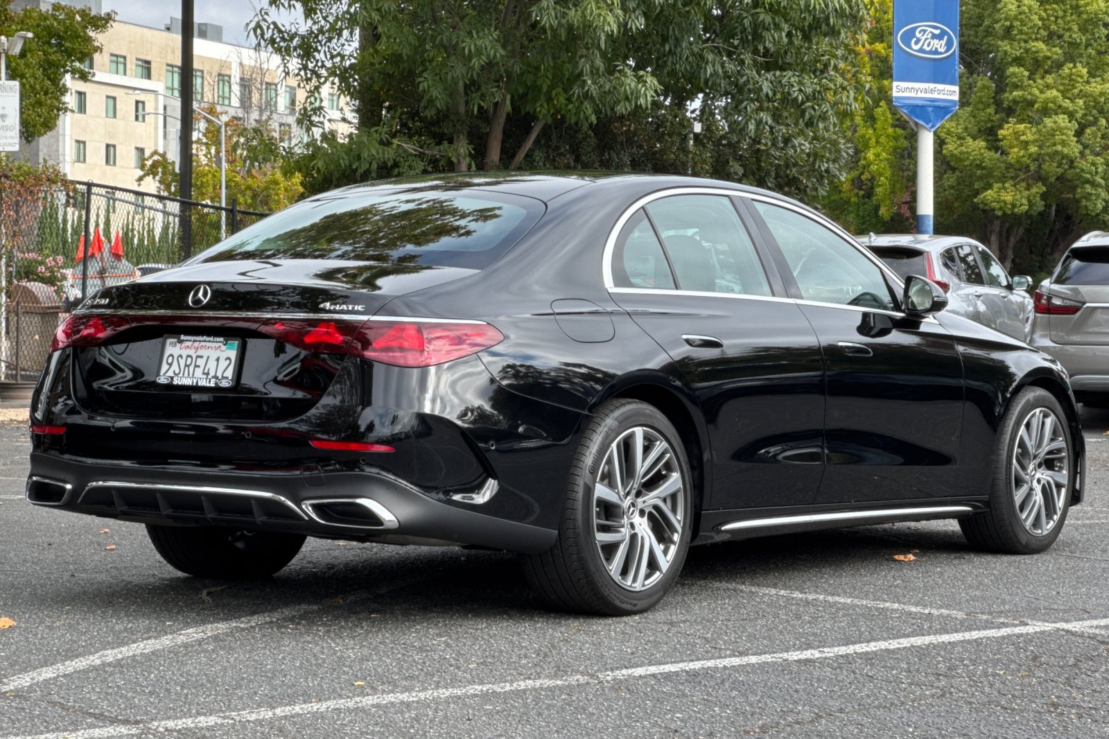 Used 2024 Mercedes-Benz E 350 4MATIC Sedan w/ Driver Assistance Package image 4