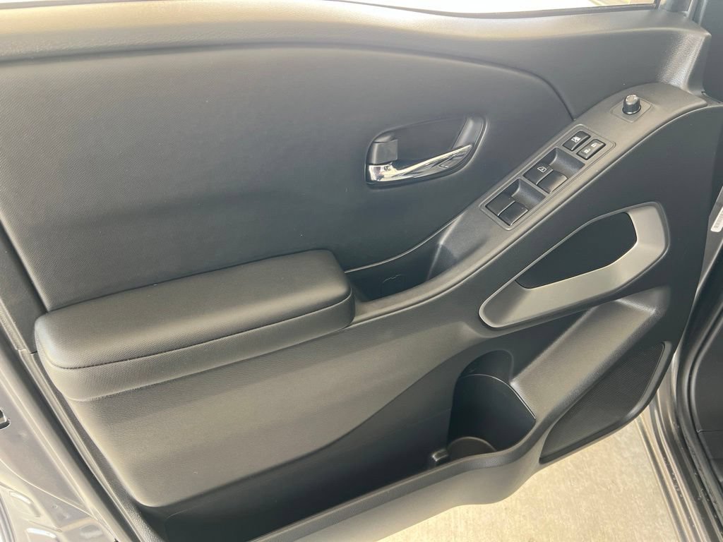 Certified 2024 Nissan Frontier SV AWD/4WD image 7