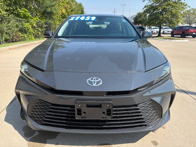 Used 2025 Toyota Camry LE FWD image 8