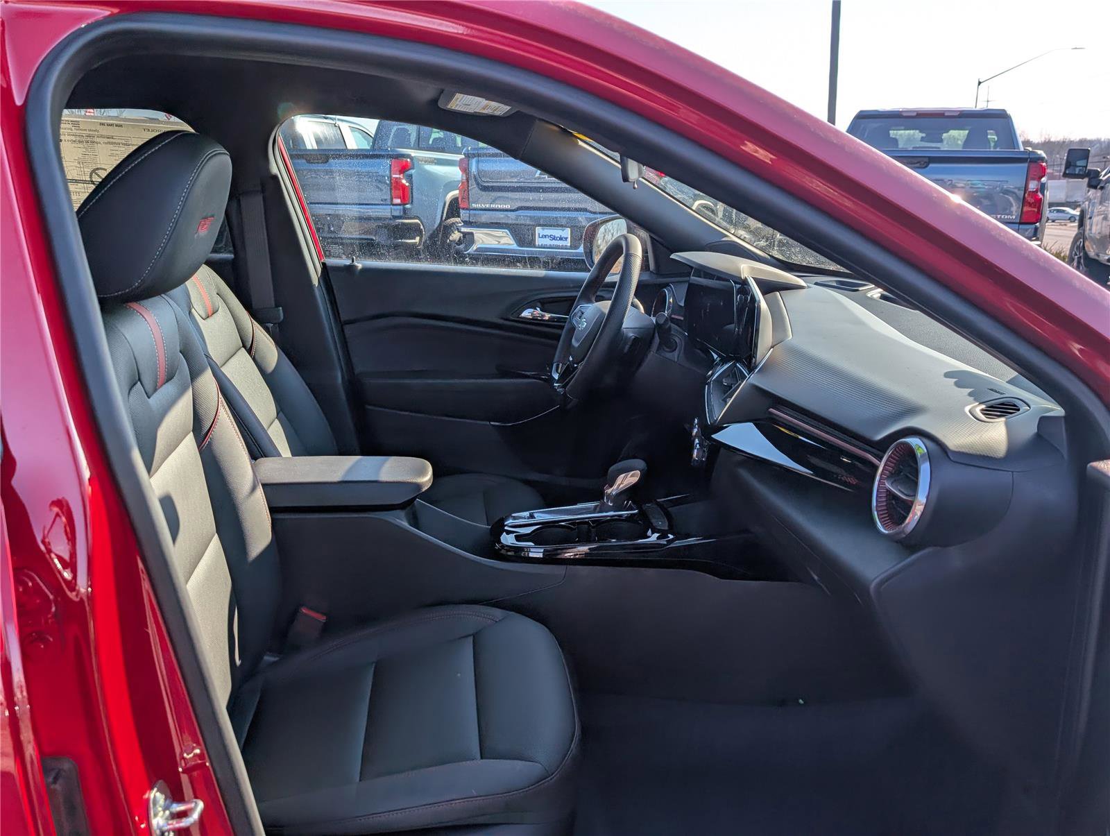 New 2026 Chevrolet Trax RS image 7