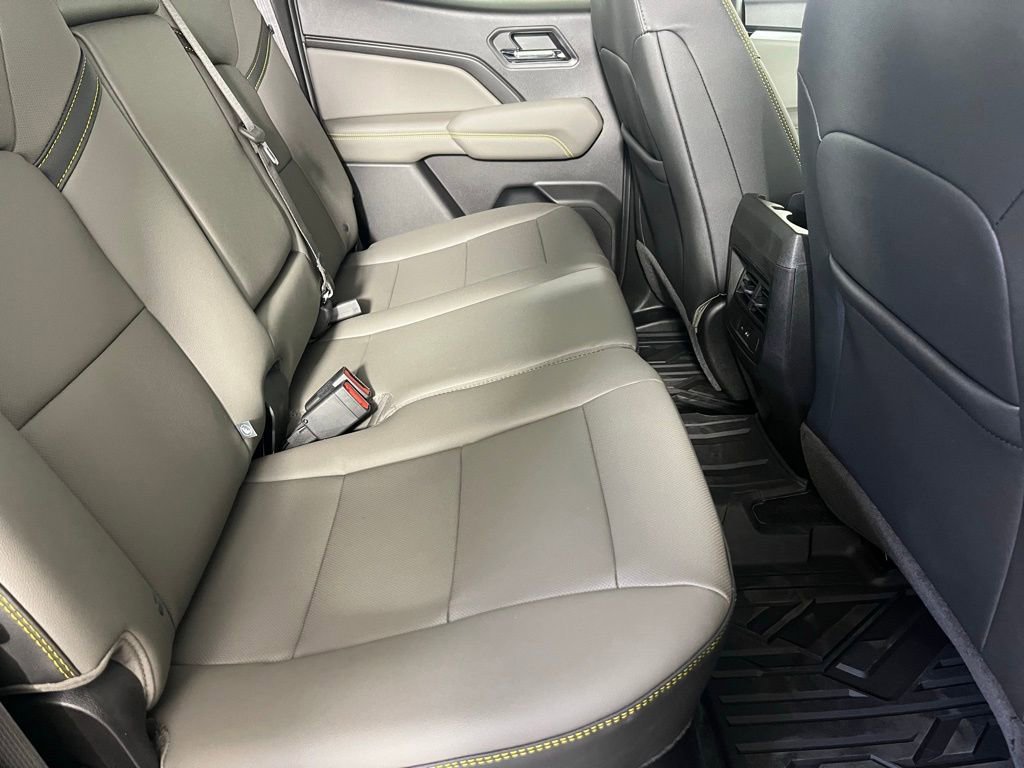 New 2026 Chevrolet Colorado ZR2 w/ Technology Package image 19