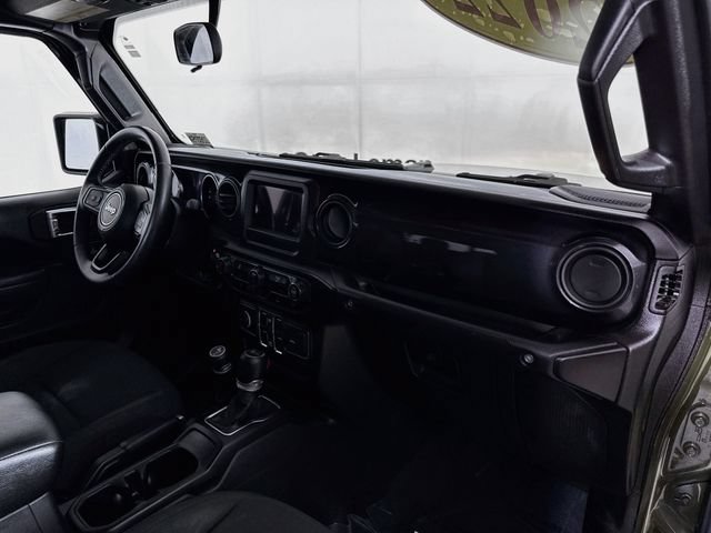 Used 2022 Jeep Gladiator Sport AWD/4WD image 26