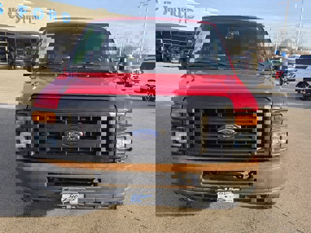 Used 2011 Ford E-250 and Econoline 250 image 3