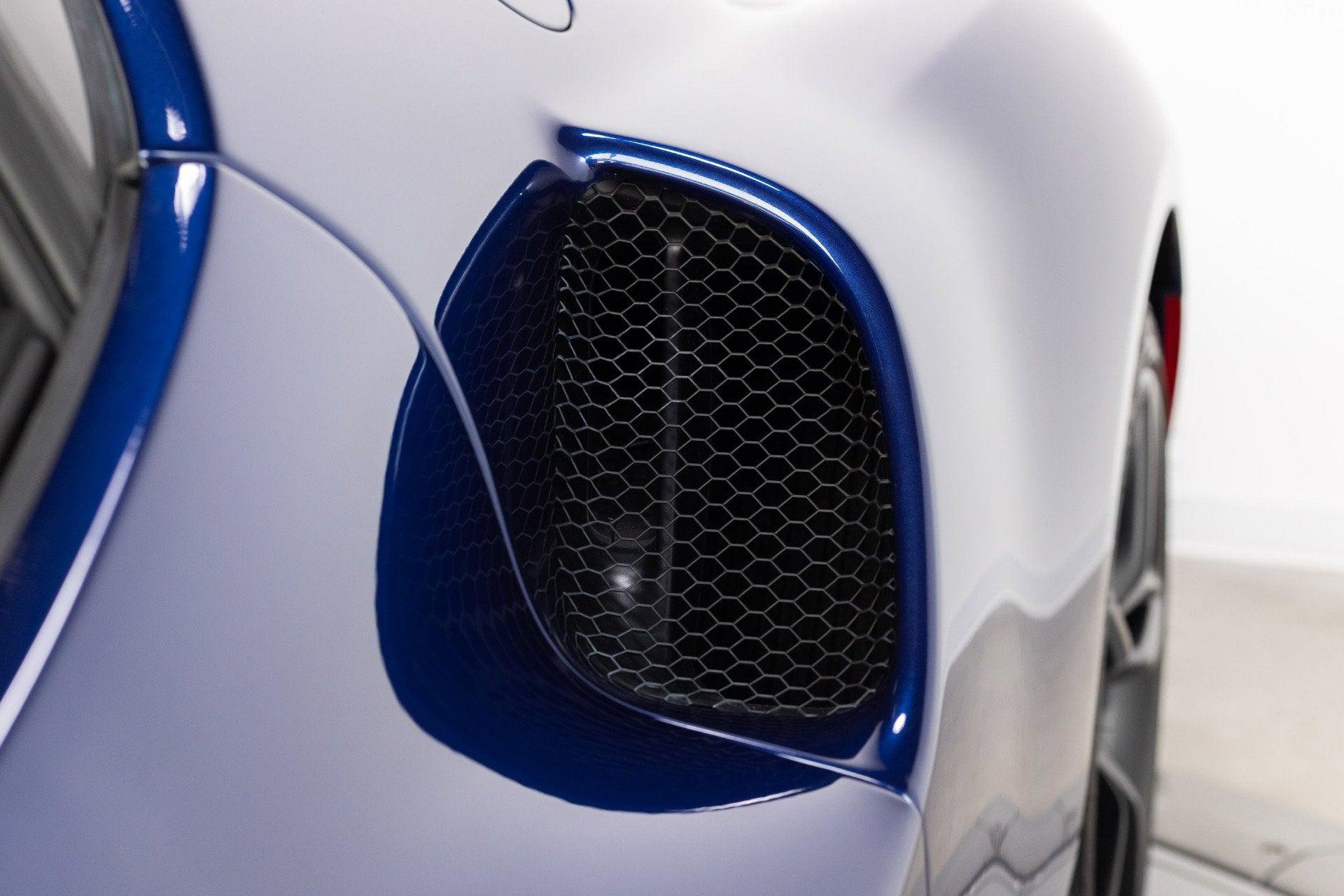 Certified 2025 Ferrari 296 GTB RWD image 27