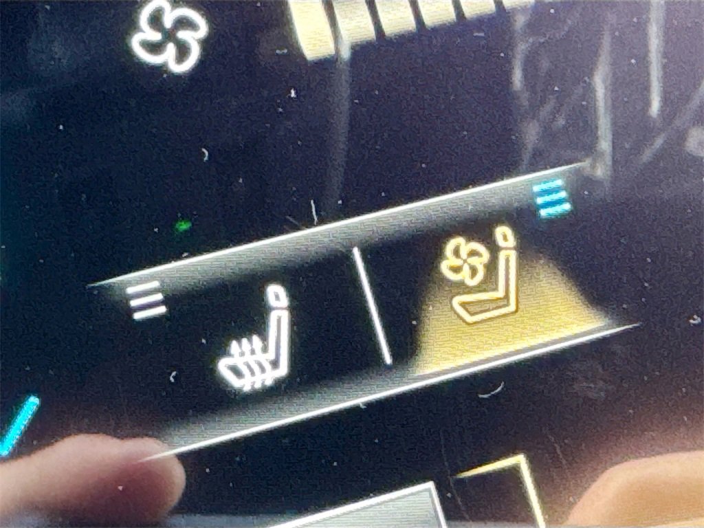 New 2026 INFINITI QX80 4WD w/ Sport Exterior Package image 21