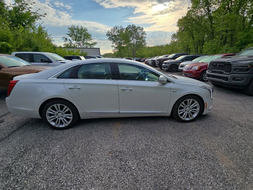 Used 2019 Cadillac XTS Luxury AWD/4WD image 9