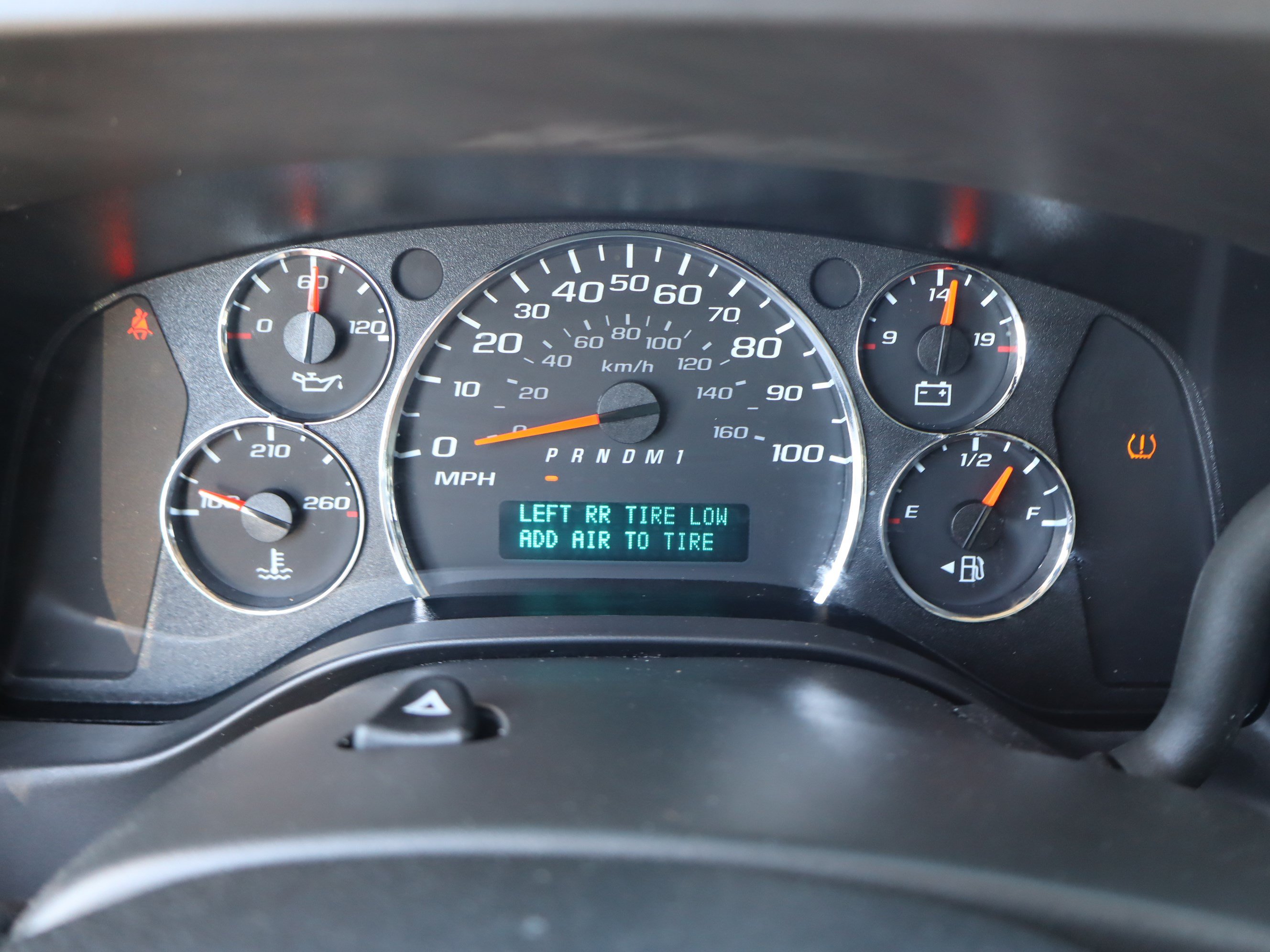 Used 2025 Chevrolet Express 2500 w/ Driver Convenience Package RWD image 23