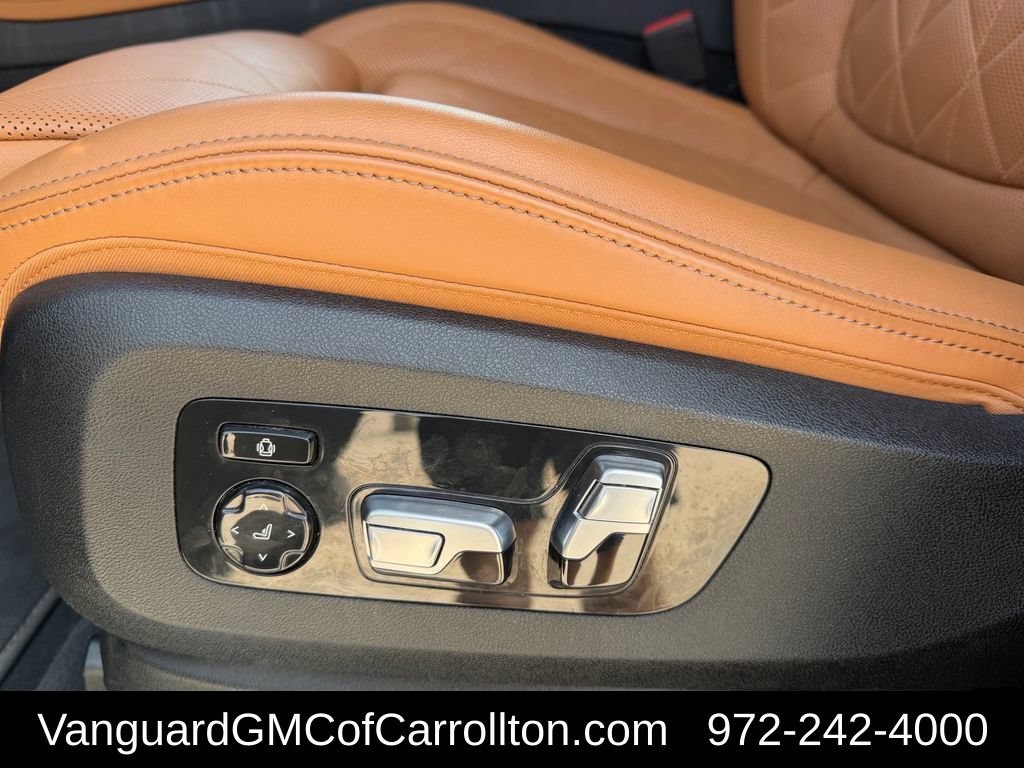 Used 2023 BMW X7 xDrive40i w/ M Sport Package AWD/4WD image 37
