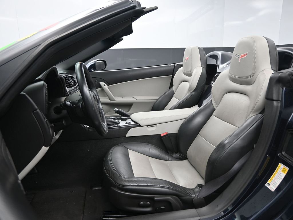 Used 2013 Chevrolet Corvette Grand Sport w/ 3LT Preferred Equipment Group RWD image 19