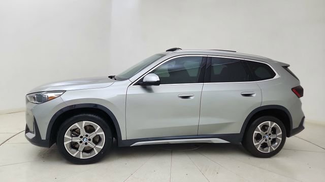 Used 2023 BMW X1 xDrive28i w/ Premium Package AWD/4WD image 3