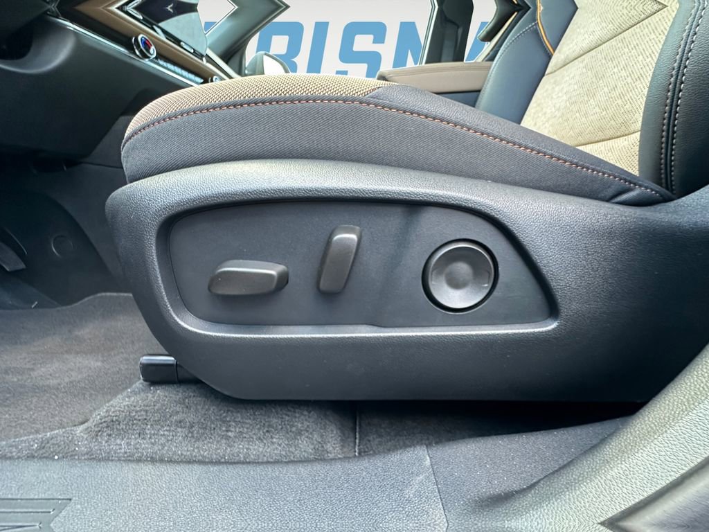 New 2026 Chevrolet Equinox ACTIV AWD/4WD image 16