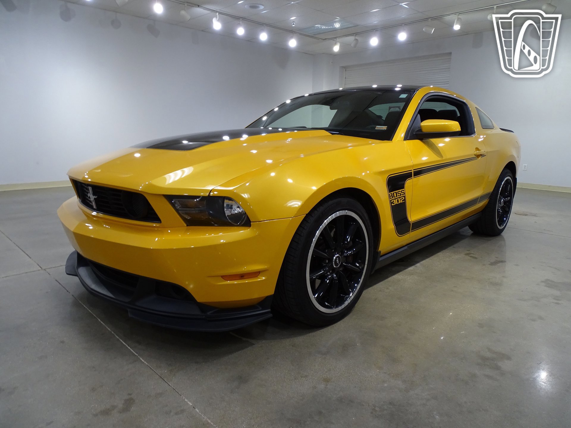 Used 2012 Ford Mustang Boss 302 w/ Boss 302 Accessory Pkg RWD image 3