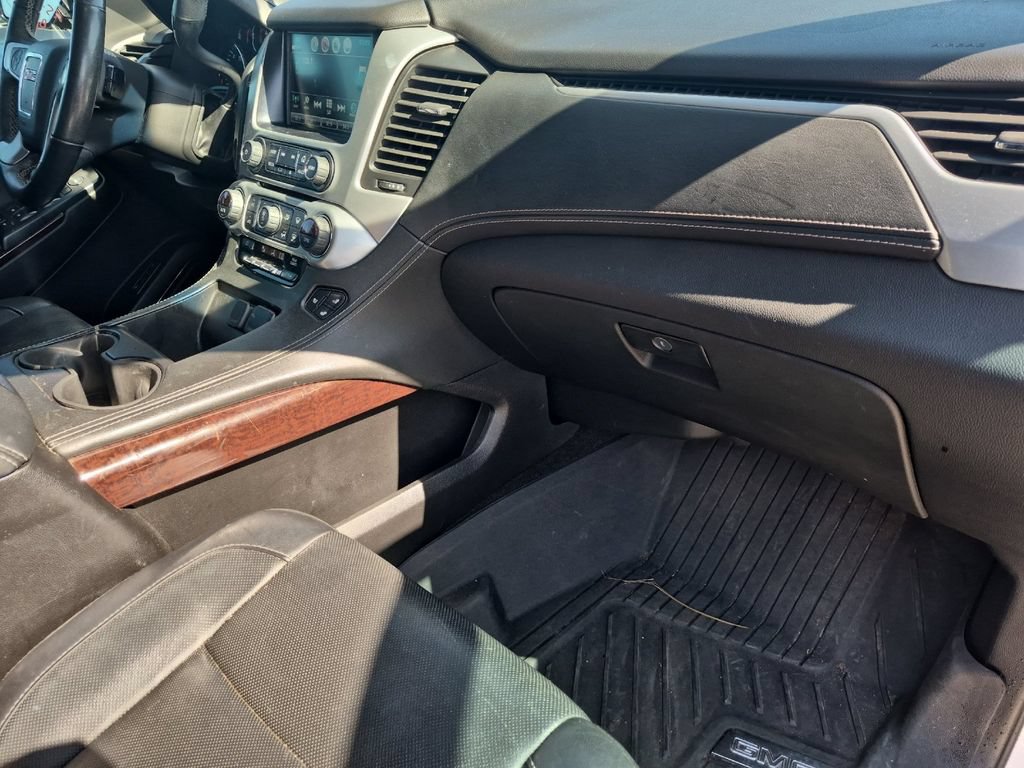 Used 2018 GMC Yukon SLT w/ Premium Edition RWD image 16