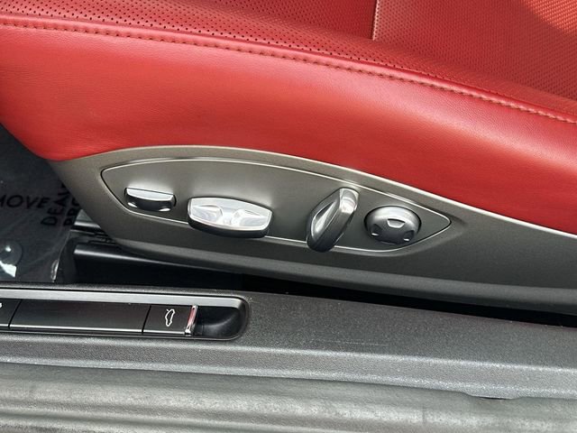 Used 2014 Porsche 911 Turbo S image 33