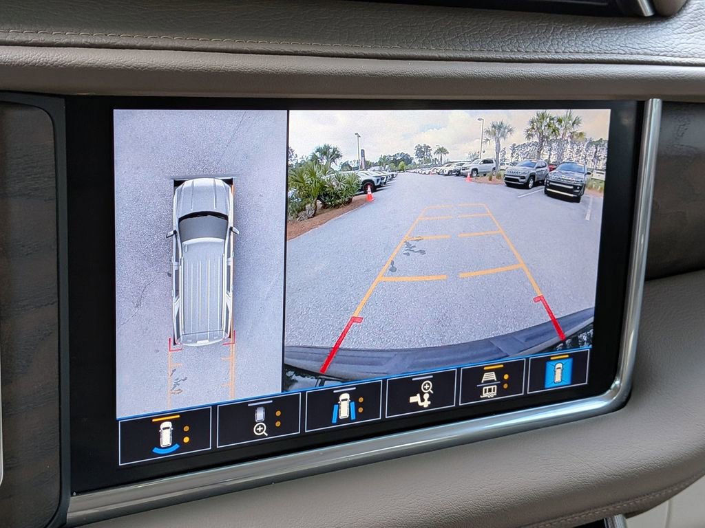 Used 2021 GMC Yukon Denali w/ Denali Ultimate Package image 23