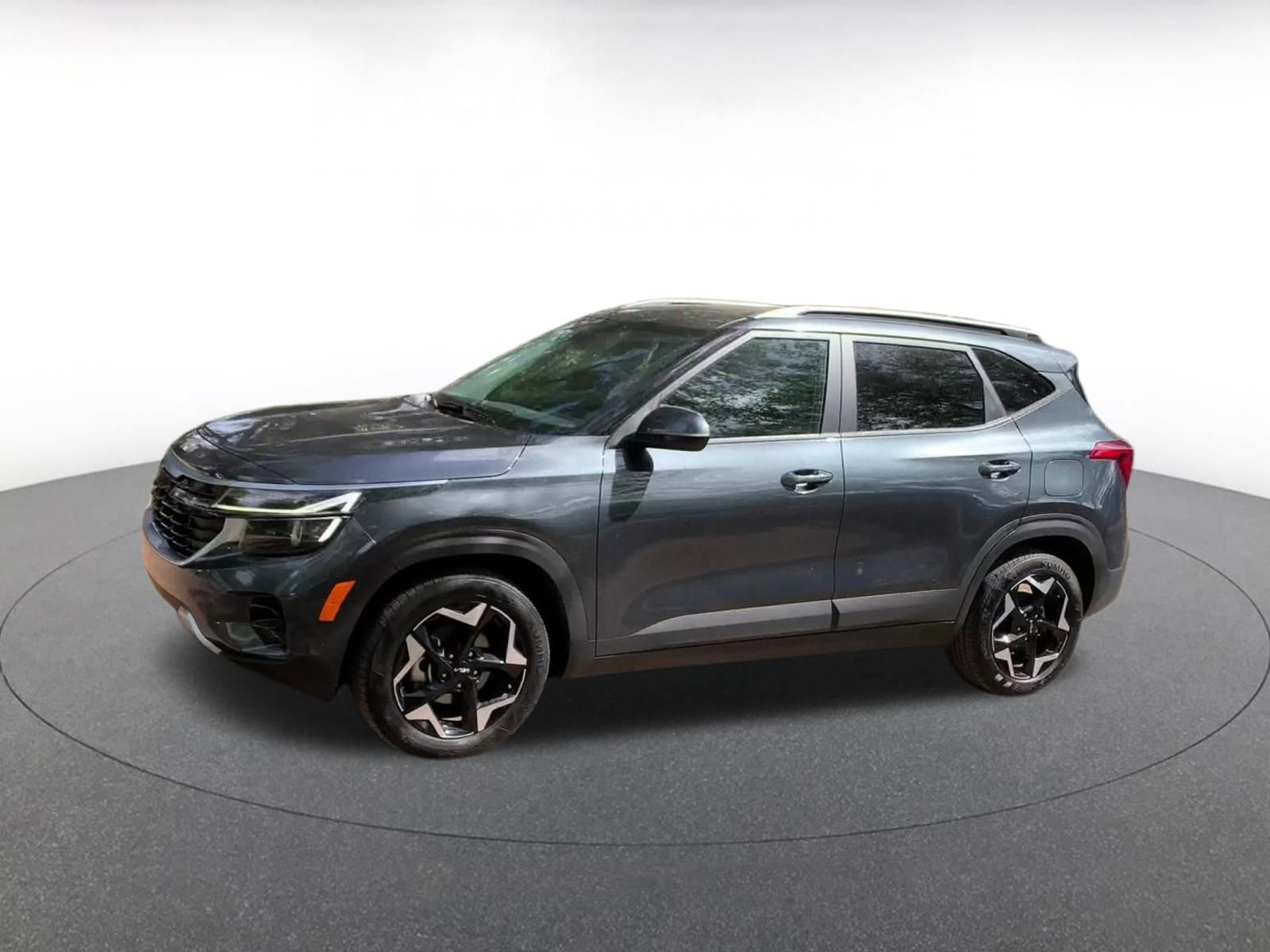 Used 2025 Kia Seltos S image 8