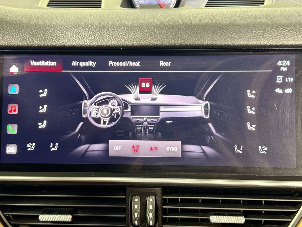 Used 2022 Porsche Cayenne E-Hybrid image 16