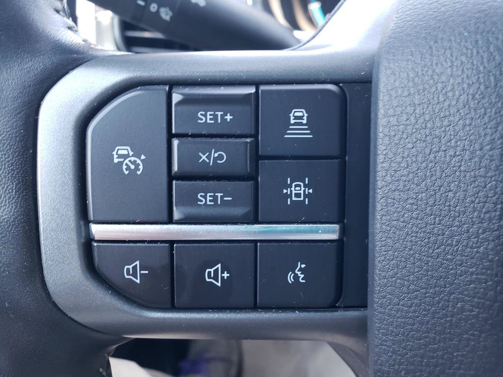 Used 2022 Ford F150 Lariat w/ Trailer Tow Package AWD/4WD image 16