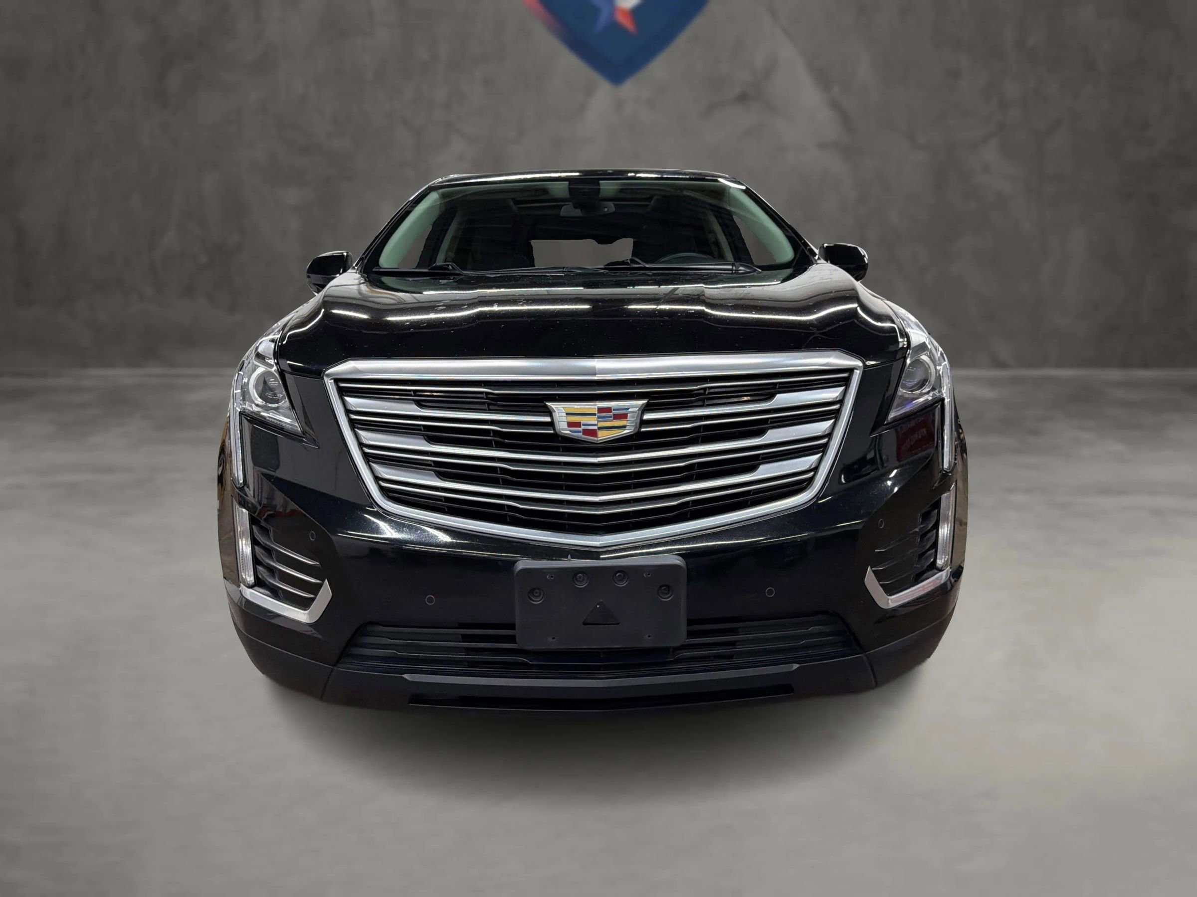 Used 2017 Cadillac XT5 Luxury w/ Driver Awareness Package image 13