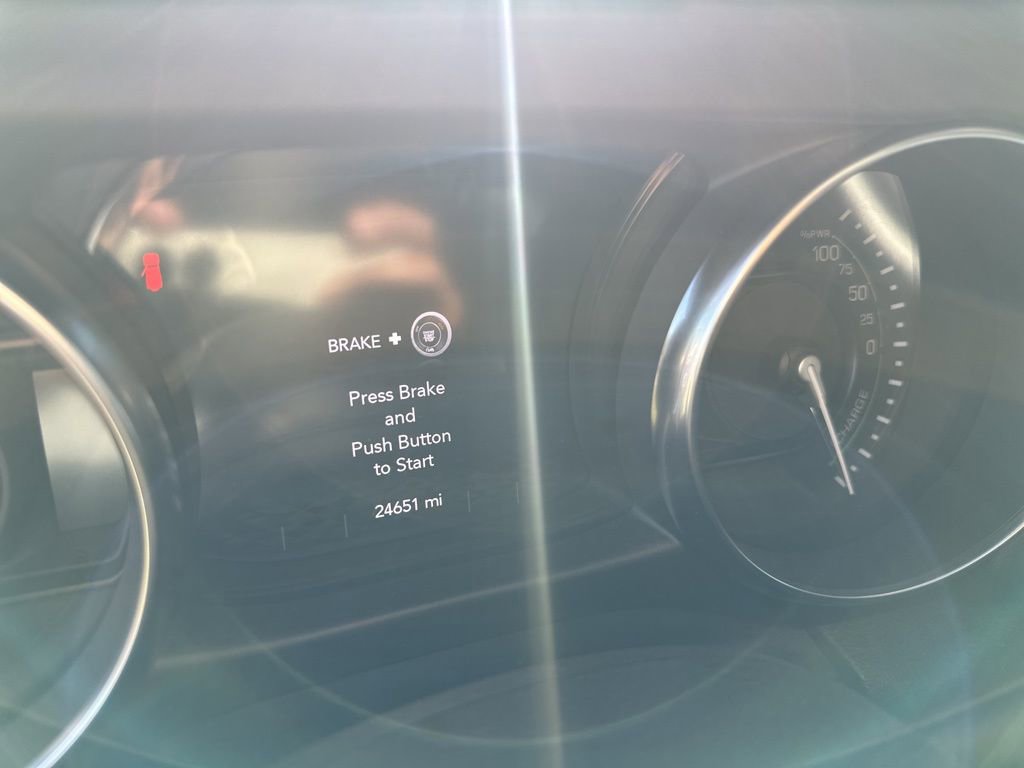 Used 2023 Jeep Wrangler Unlimited Sahara image 11