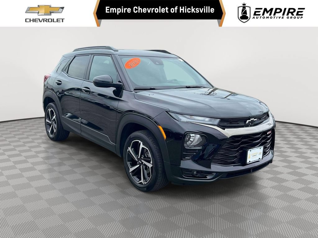 Used 2023 Chevrolet TrailBlazer RS w/ Convenience Package AWD/4WD image 1