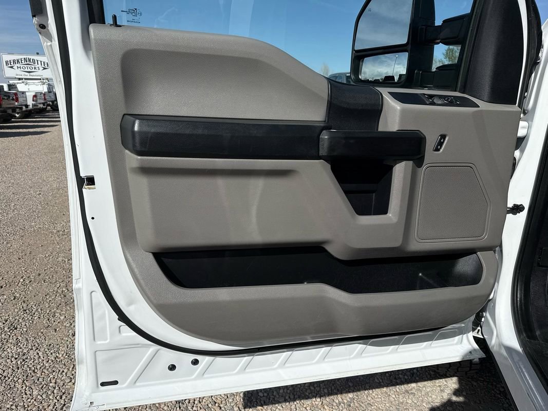 Used 2017 Ford F350 XL image 20