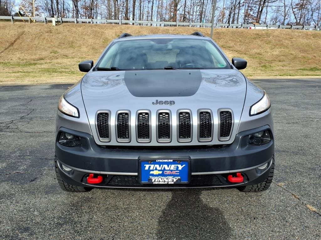 Used 2017 Jeep Cherokee Trailhawk w/ Cold Weather Group image 10