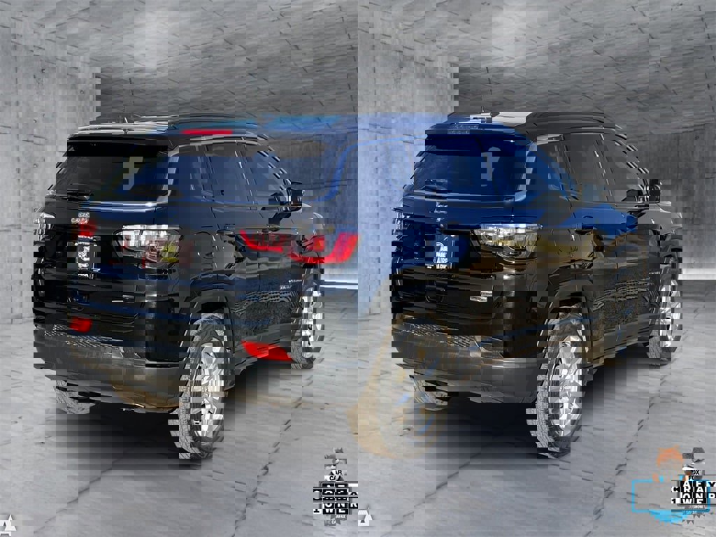 Certified 2022 Jeep Compass Latitude image 6