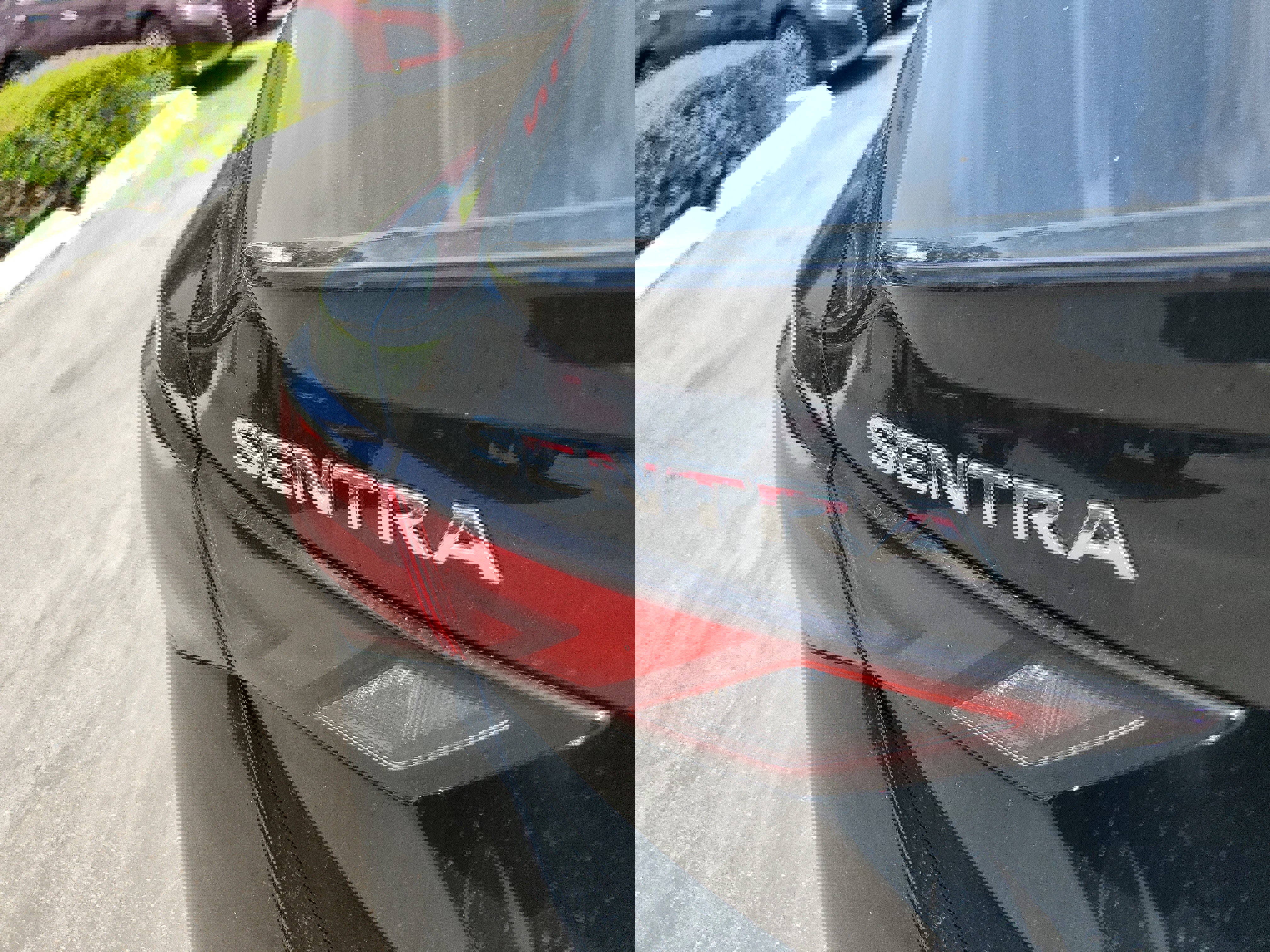 New 2025 Nissan Sentra SR w/ SR Premium Package image 7
