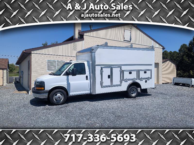 Used 2022 GMC Savana 3500 w/ Power Convenience Package RWD image 1