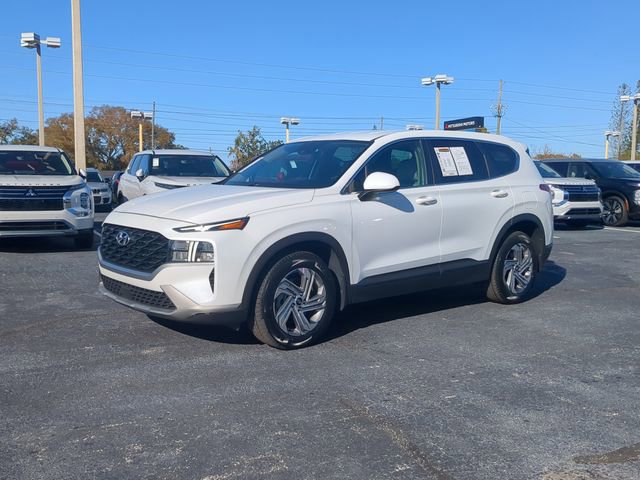 Used 2022 Hyundai Santa Fe SE image 2