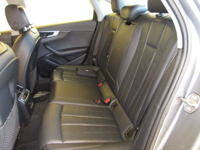 Used 2019 Audi A4 2.0T Premium image 26