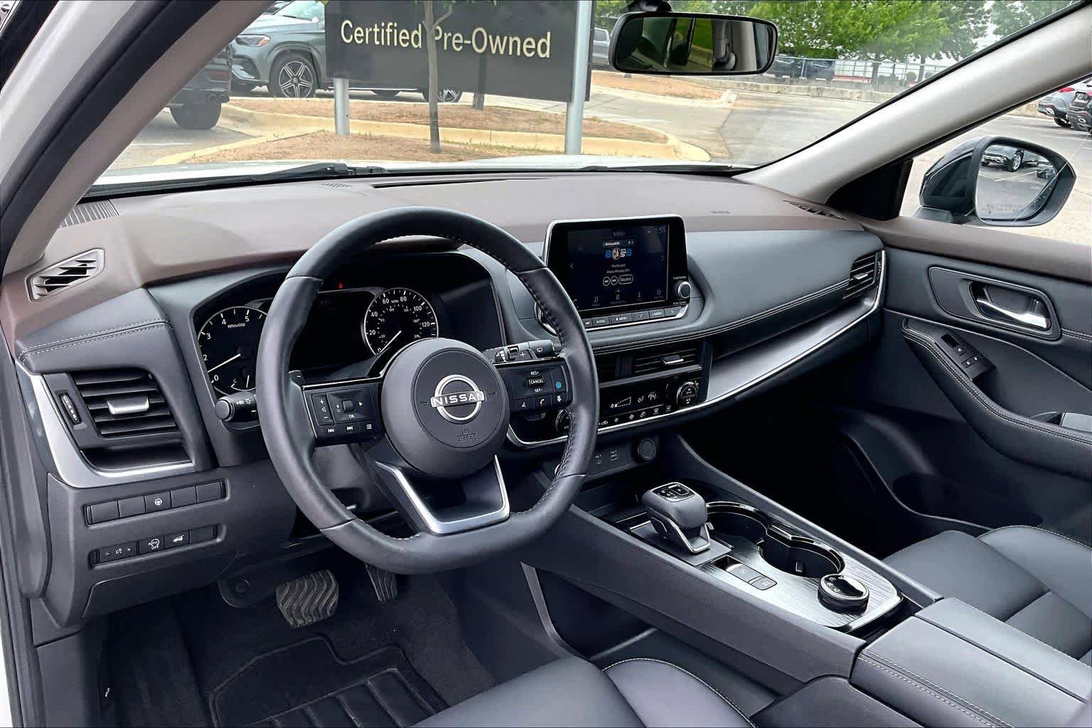 Used 2023 Nissan Rogue SV w/ SV Premium B Package AWD/4WD image 18