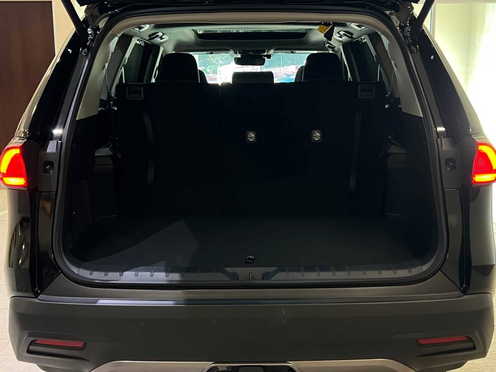 New 2026 Toyota Grand Highlander Limited image 28