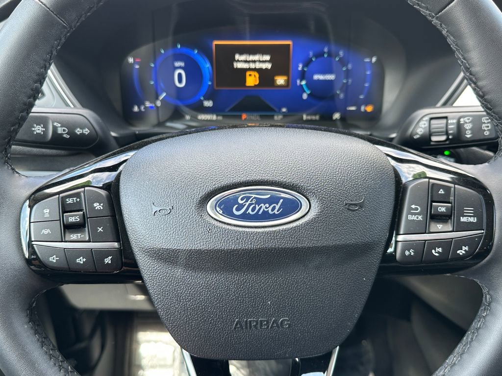 Used 2022 Ford Escape Titanium w/ Class II Trailer Tow Package AWD/4WD image 24